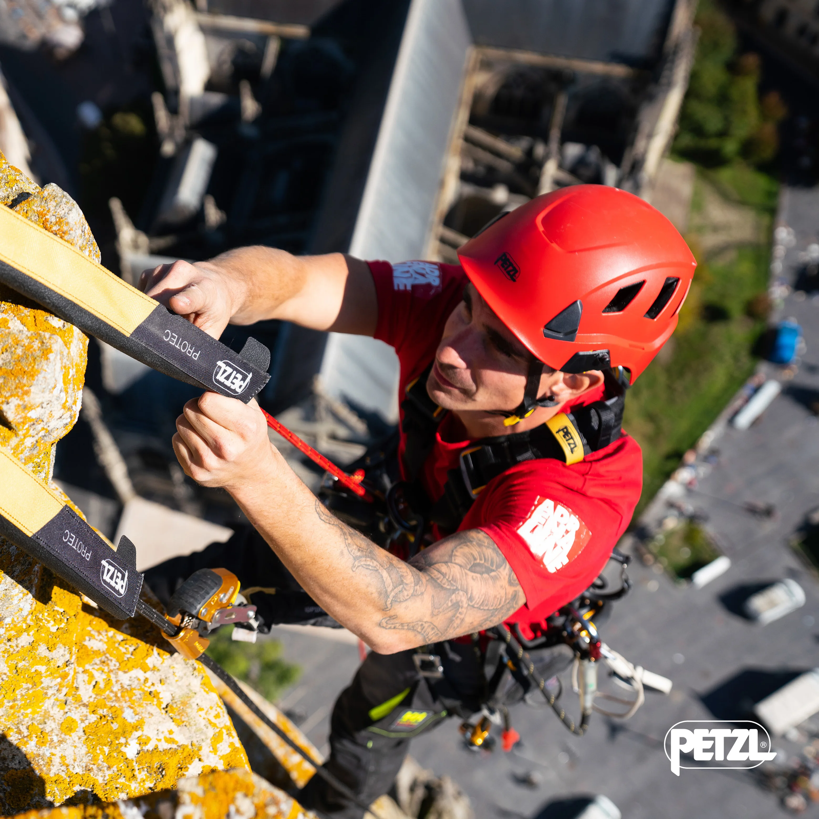 Schutzhelm PETZL STRATO | Toprope Shop